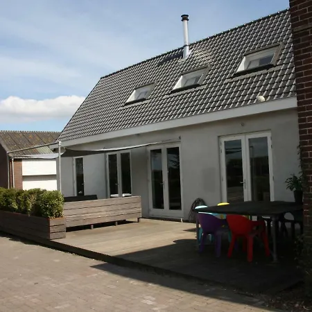 Apartment Loft, Private House With Wifi And Free Parking For 1 Car *