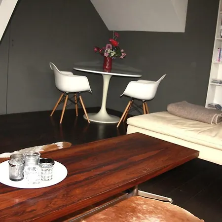 Loft, Private House With Wifi And Free Parking For 1 Car * Weesp